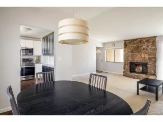 Photo #5: 4208405 Listing