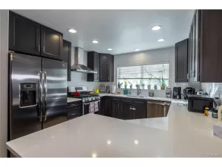 Photo #6: 4209918 Listing