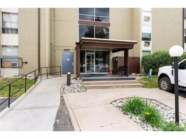 MLS: 4210370 Condo For Sale