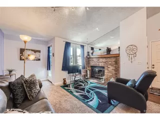 Photo #2: 4210804 Listing