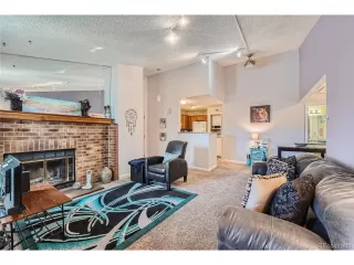 Photo #3: 4210804 Listing