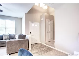 Photo #2: 4212129 Listing 