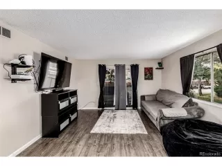 Photo #4: 4213200 Listing 