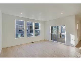 Photo #3: 4216769 Listing 