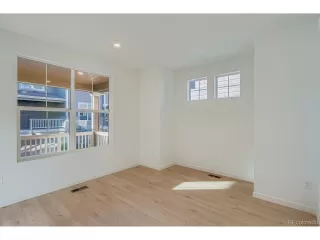 Photo #4: 4216769 Listing 