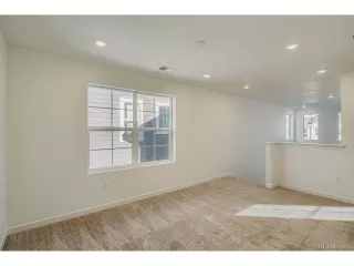 Photo #5: 4216769 Listing 