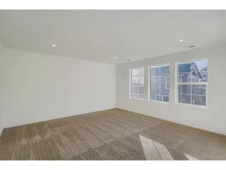 Photo #6: 4216769 Listing 