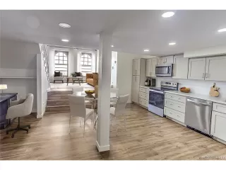 Photo #3: 4217052 Listing