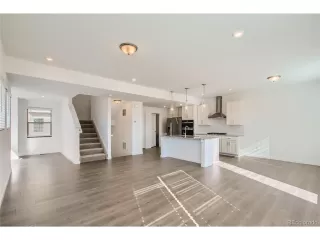 Photo #3: 4217178 Listing