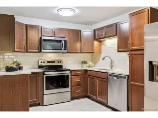 Photo #2: 4218128 Listing 