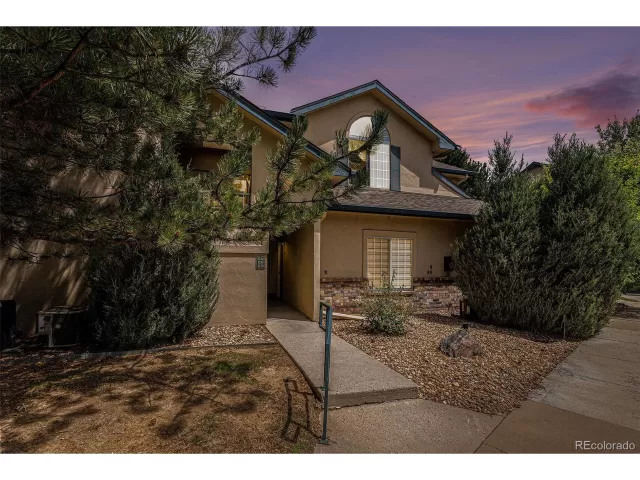 MLS: 4220500 Condo For Sale