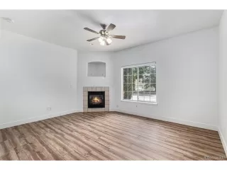 Photo #2: 4220500 Listing 