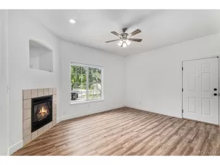 Photo #3: 4220500 Listing 