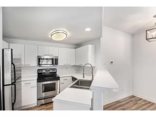 Photo #5: 4220500 Listing 
