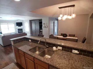 Photo #6: 4220754 Listing