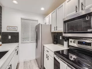 Photo #3: 4221531 Listing