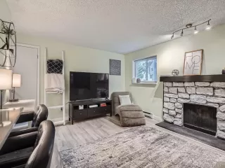 Photo #5: 4221531 Listing