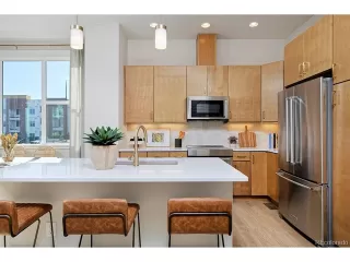 Photo #3: 4224020 Listing