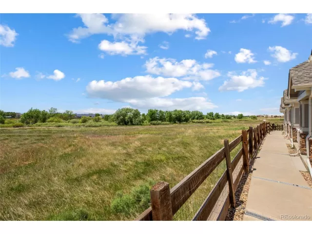 MLS: 4224021 Condo For Sale