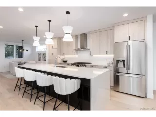 Photo #3: 4226632 Listing