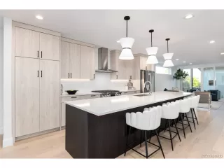 Photo #4: 4226632 Listing