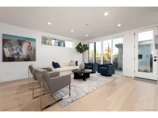 Photo #6: 4226632 Listing