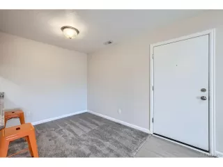 Photo #6: 4229077 Listing 