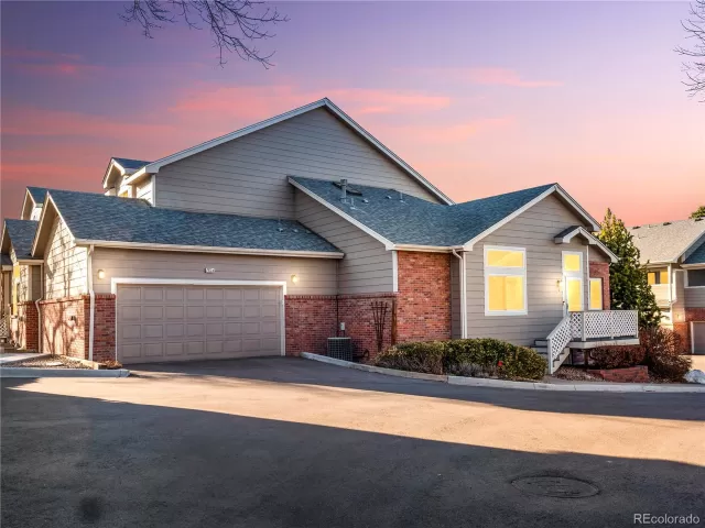 MLS: 4230192 Condo For Sale