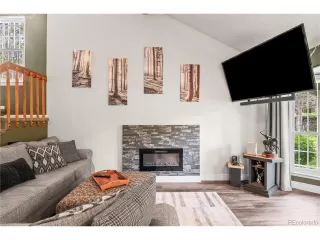 Photo #5: 4230333 Listing 