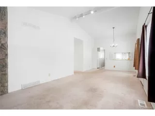 Photo #3: 4232676 Listing 