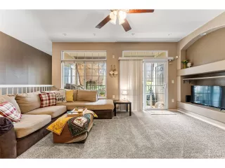 Photo #2: 4233147 Listing