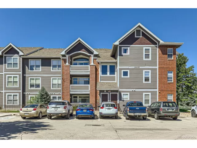 MLS: 4233914 Condo For Sale