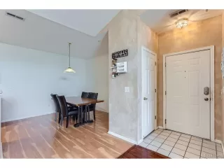 Photo #2: 4233914 Listing