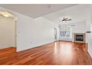 Photo #3: 4234438 Listing