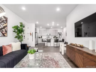 Photo #3: 4234498 Listing