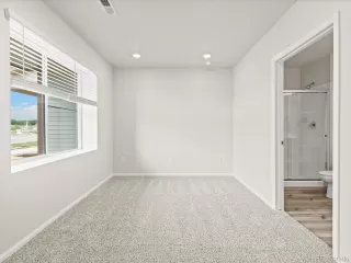 Photo #2: 4237200 Listing