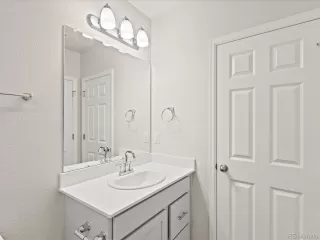 Photo #4: 4237200 Listing