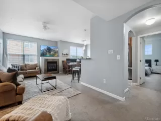 Photo #5: 4238040 Listing