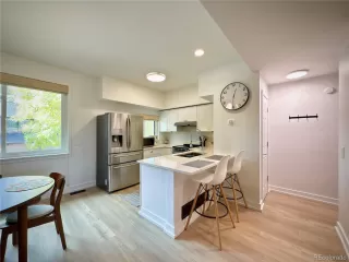 Photo #5: 4239195 Listing