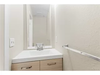 Photo #5: 4240192 Listing