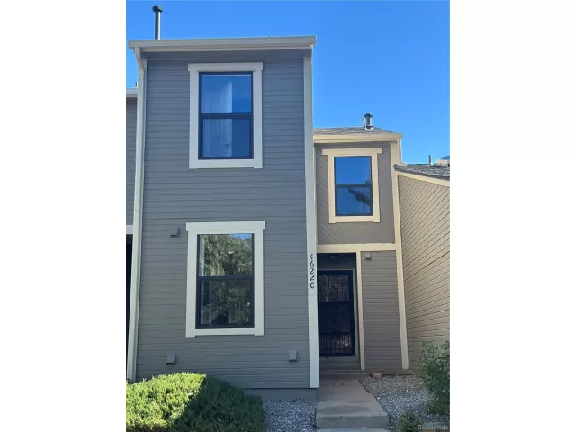 MLS: 4240676 Condo For Sale