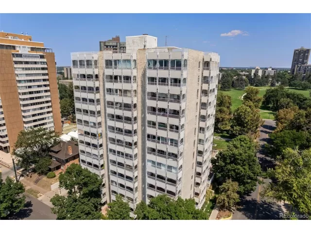 MLS: 4243159 Condo For Sale