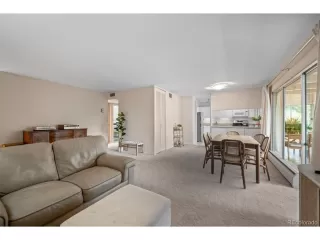 Photo #2: 4243159 Listing 