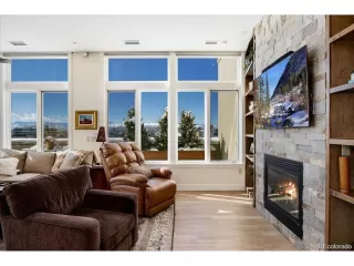 Photo #5: 4243167 Listing