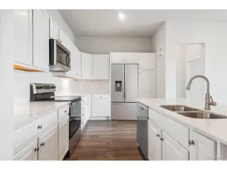 Photo #4: 4244454 Listing