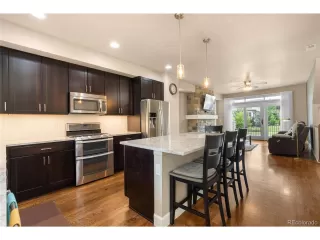 Photo #4: 4244900 Listing