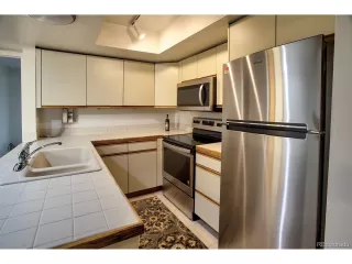 Photo #5: 4244937 Listing