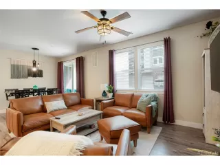 Photo #6: 4249283 Listing