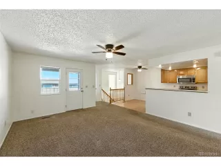 Photo #3: 4250057 Listing