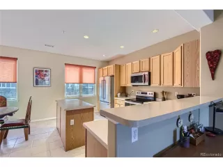 Photo #4: 4250324 Listing 